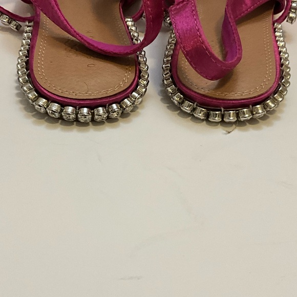 ASOS design Lizzie embellished slingback ballet flats in pink satin 9 - Picture 6 of 10